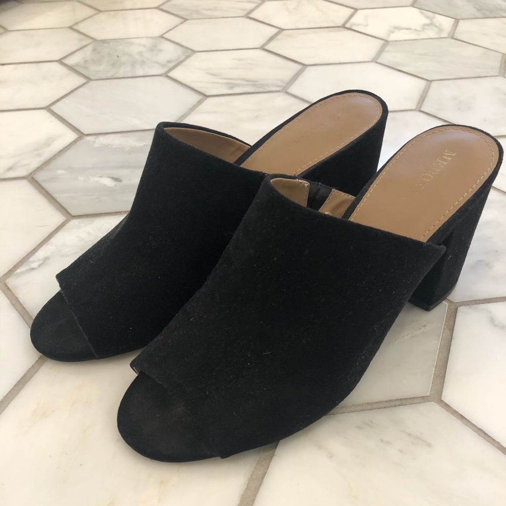 Velvet block heel slides